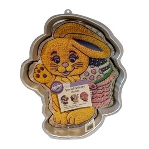 VINTAGE Wilton Special Delivery Bunny cake pan Easter